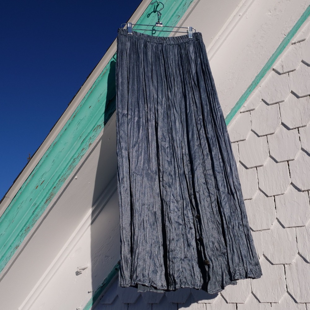 90s Saddle‎ Ridge crinkle pleated shimmery green western maxi skirt